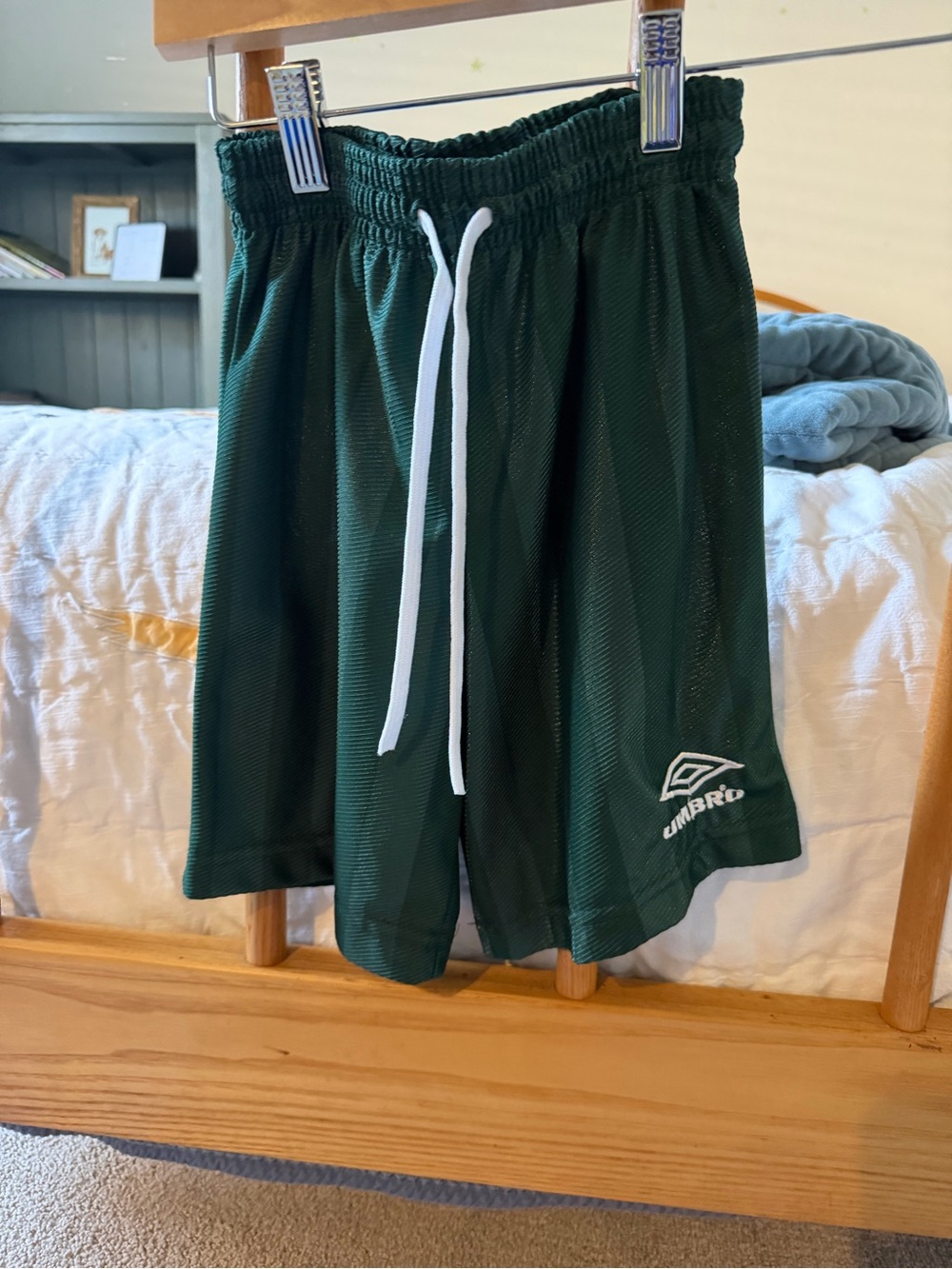 EUC youth umbro shorts green stripes YS casual back to school vintage retro